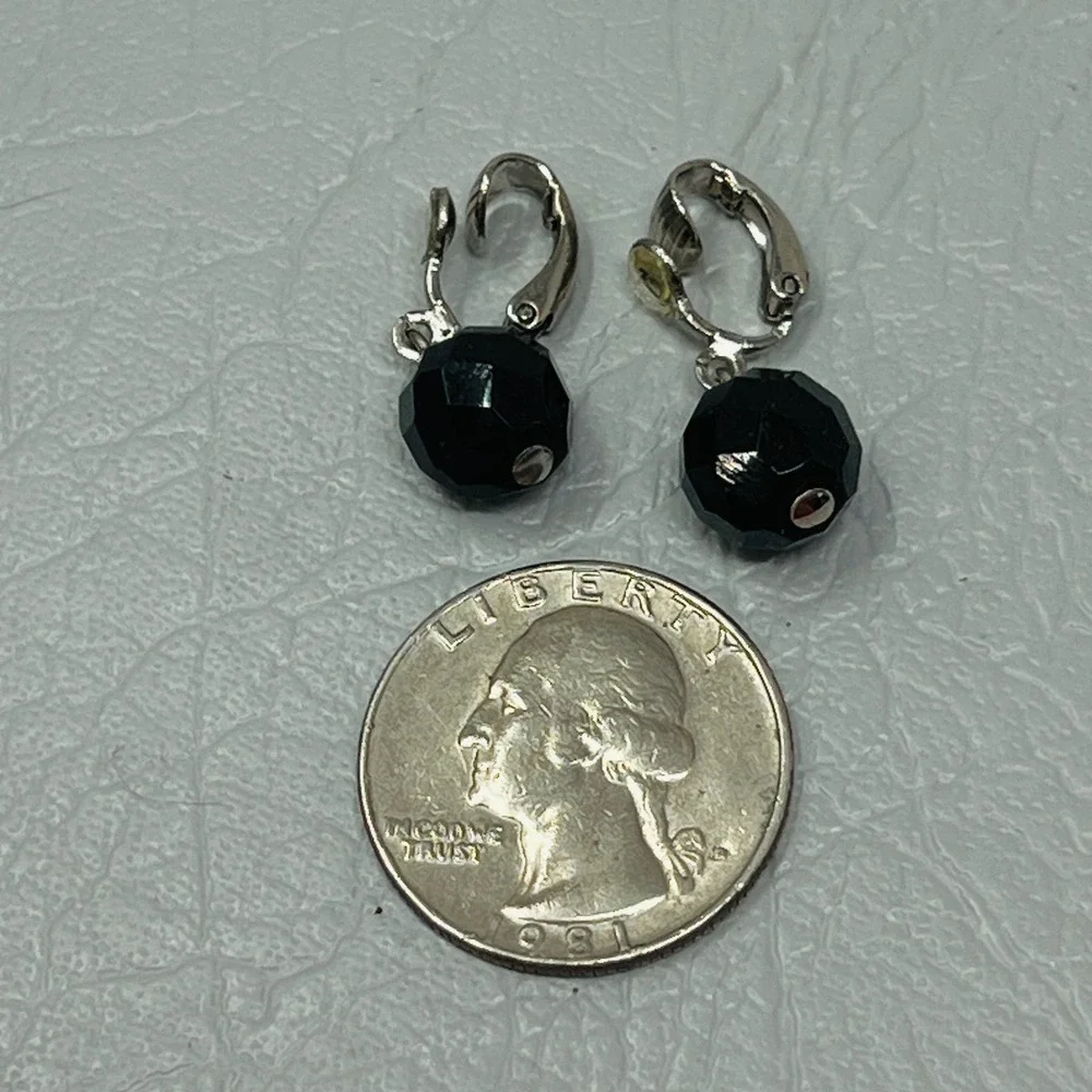 Black Faceted Bead Clip-On Earrings‎ Silver Tone Dangle Minimalist